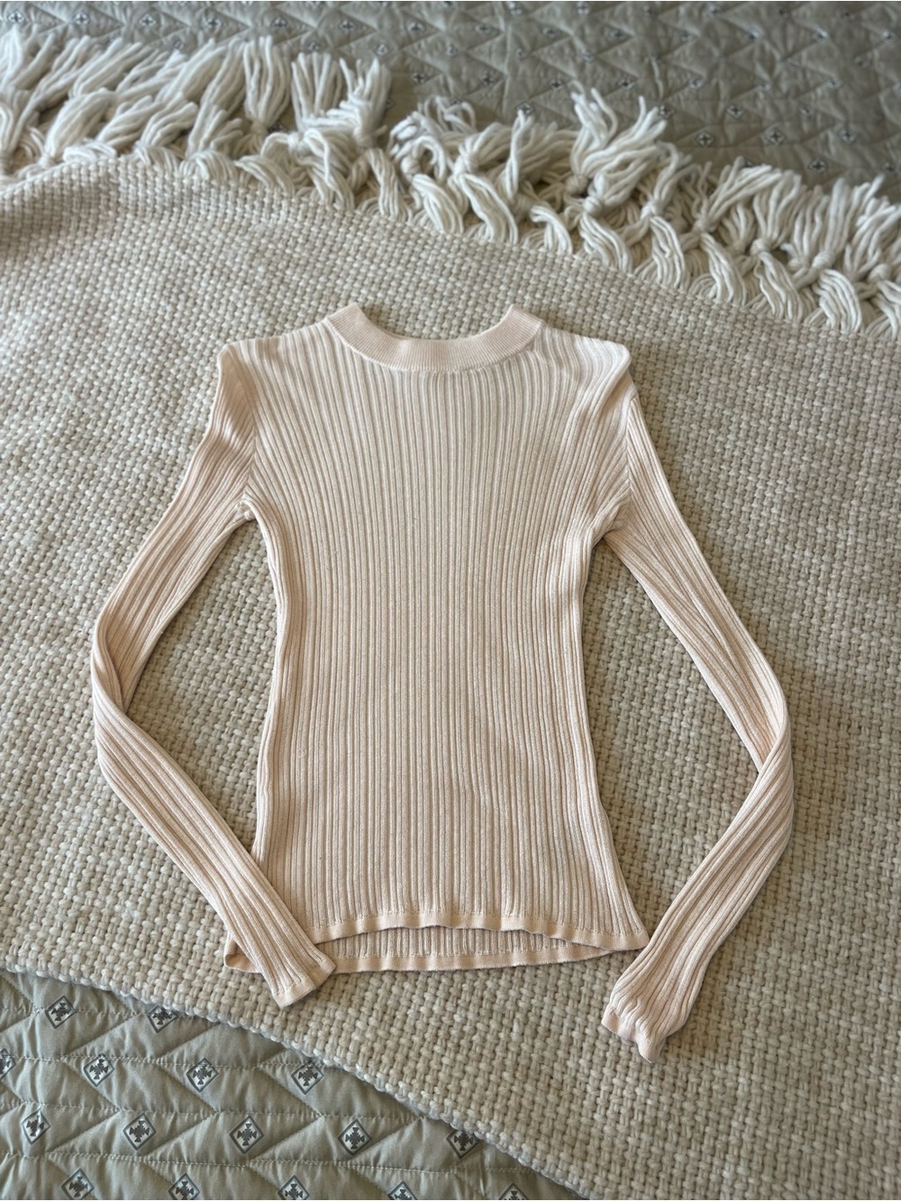 H&M Ribbed Long-Sleeve Crewneck Top - Soft Pink